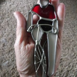 StainedGlassBicycleRacerW/Hemet/Mic
